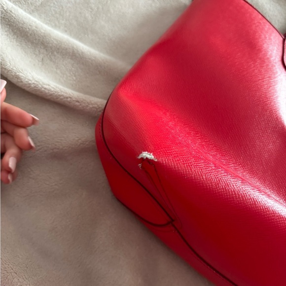 BRIGHT RED COACH PURSE - Picture 4 of 7